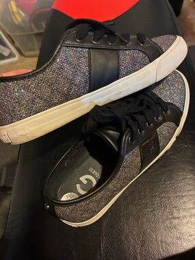 Guess Women's Black Glitter Low-Top Sneakers
